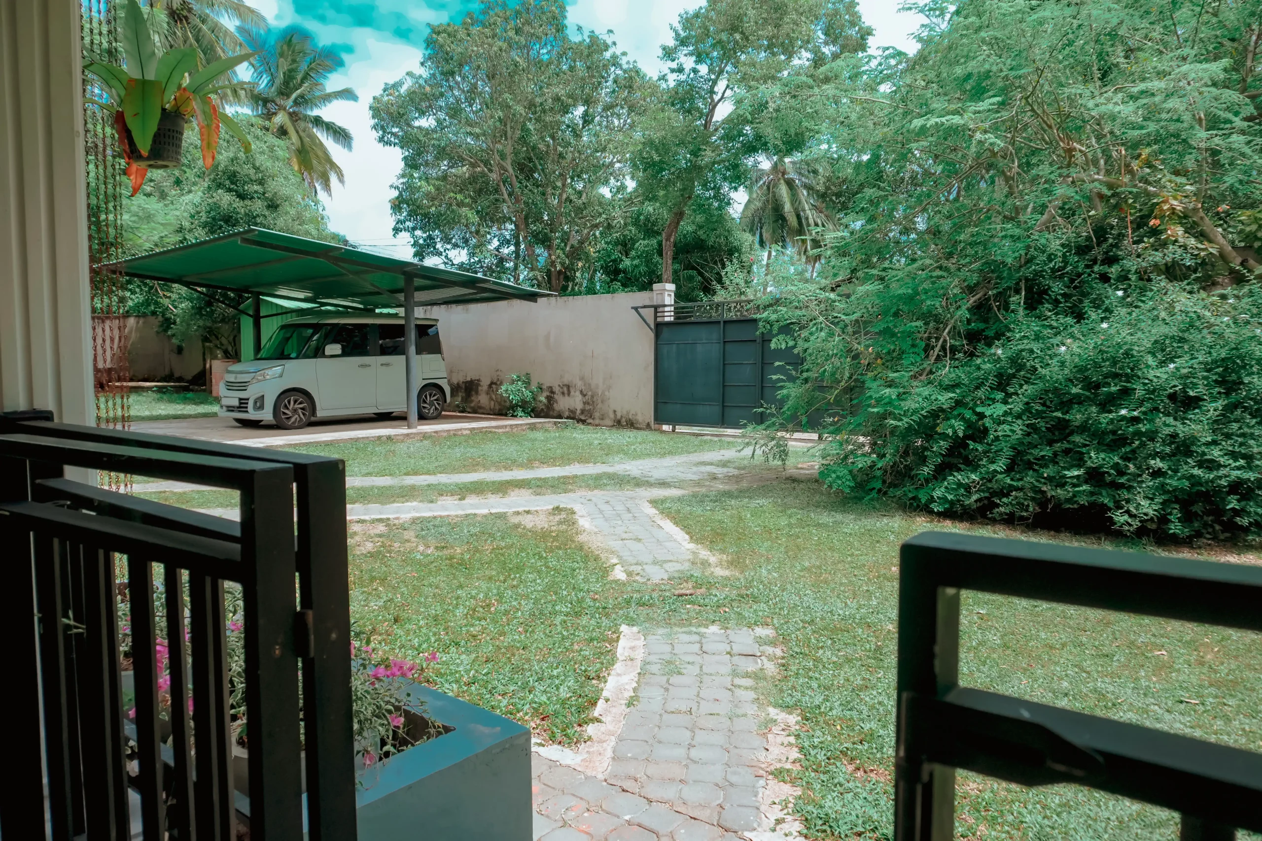 Emerald Peak Front Gate