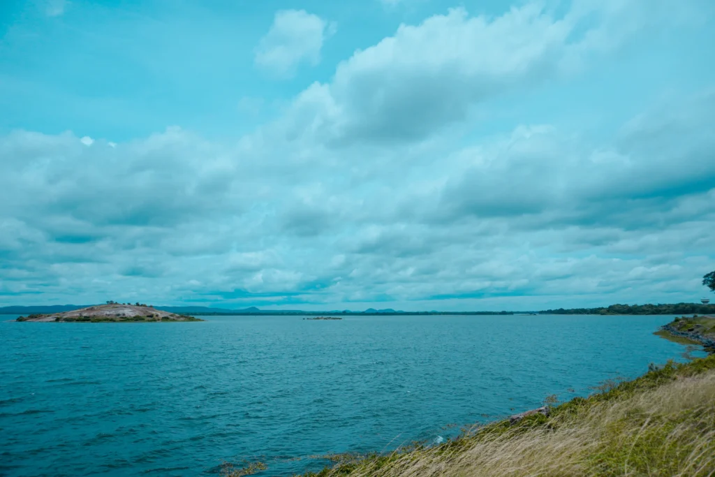 Emerald Peak Parakrma Samudra