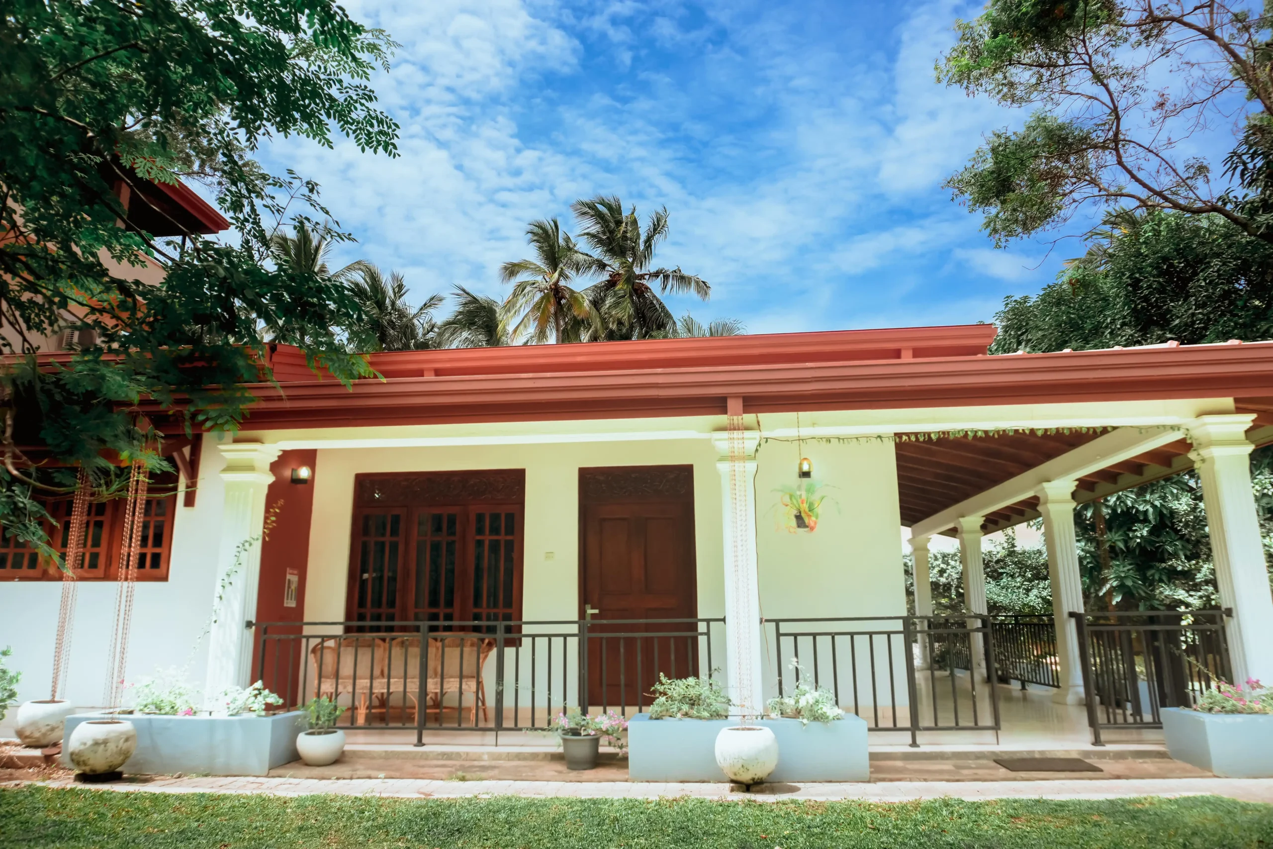 Emerald Peak Polonnaruwa Side